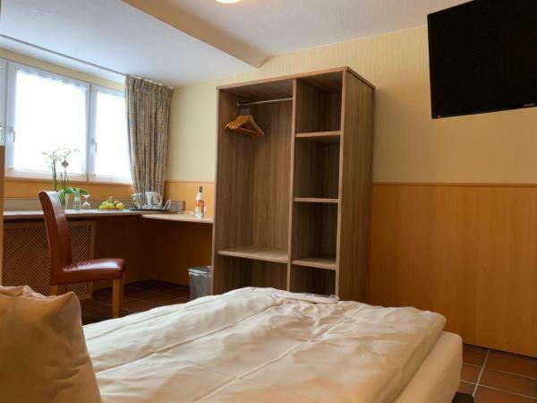 Burg Wassenberg Hotell Exteriör bild