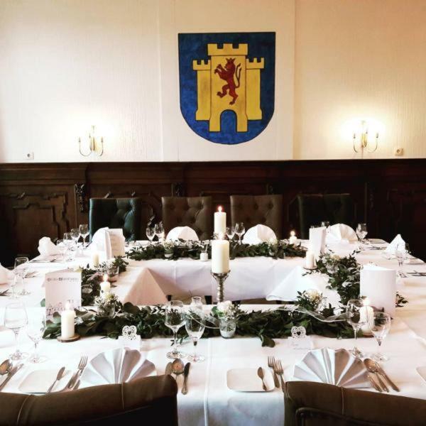 Burg Wassenberg Hotell Exteriör bild