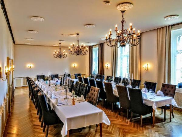 Burg Wassenberg Hotell Exteriör bild